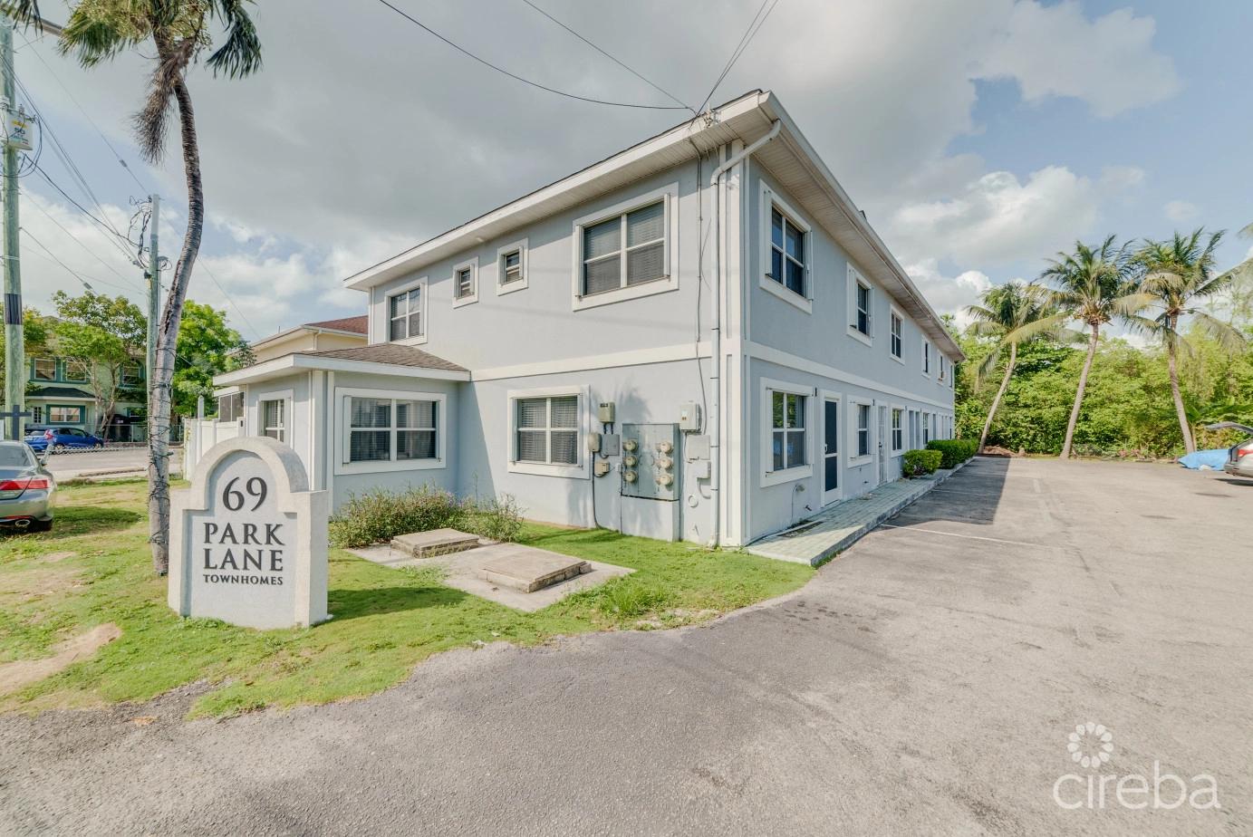 Parklane Living Townhouse in George Town, Cayman Islands — photo 3