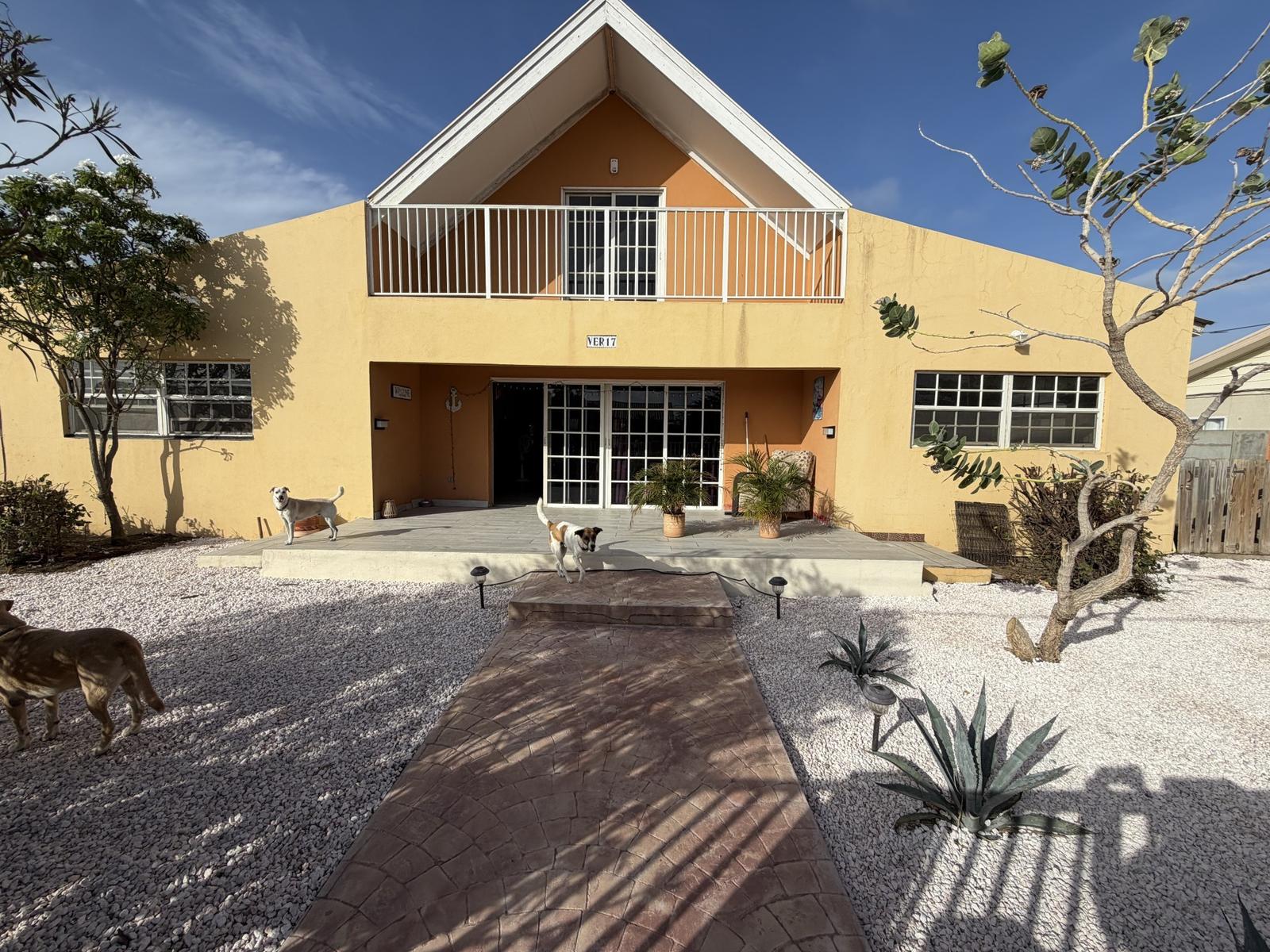 4-bedroom house in Verano 17, Santa Cruz, Aruba — photo 1