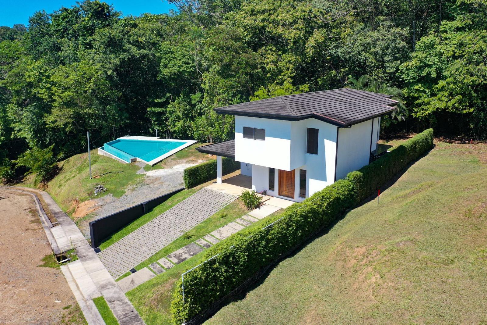 3 Bedroom Ocean-View Townhouse for Sale, Playa Hermosa, Dominical, Puntarenas, Costa Rica — photo 2