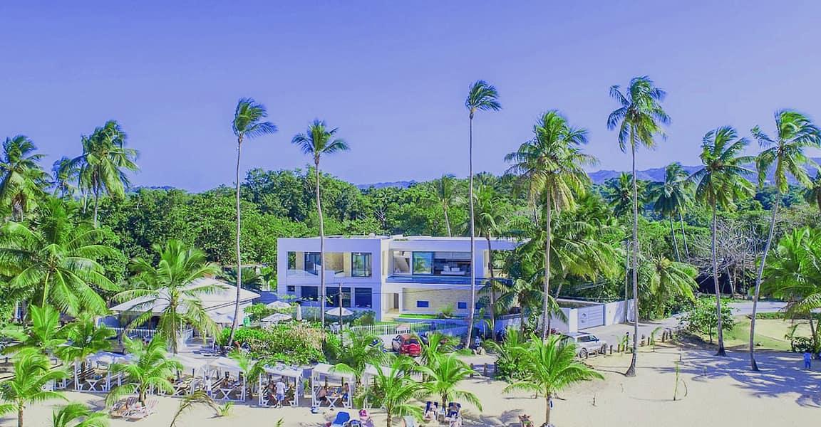 5 Bedroom Beachfront Villa for Sale, Playa Las Ballenas — photo 4