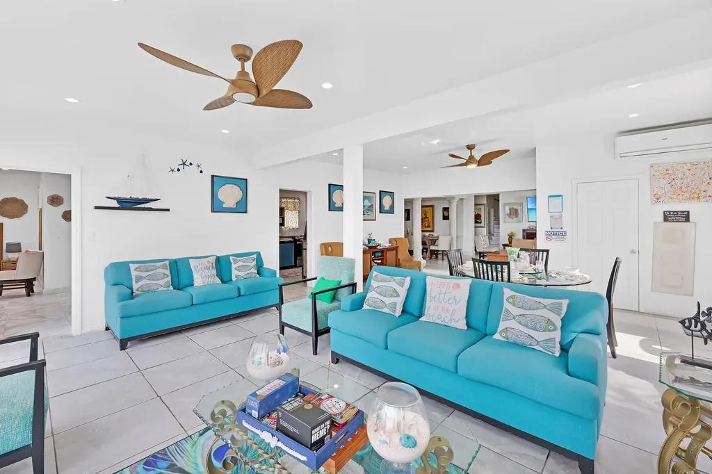 11-bedroom villa in Paradise Island with ocean views — photo 4