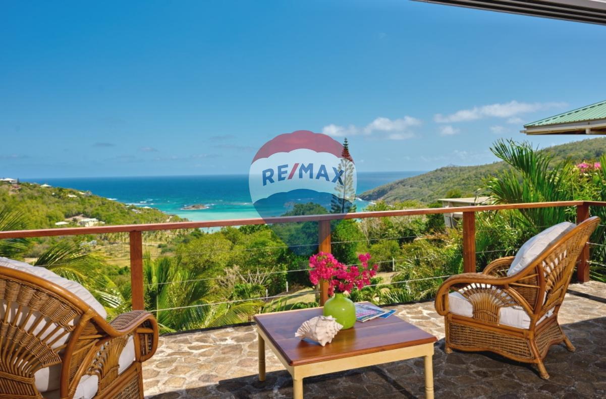 CHALET BEQUIA — photo 1
