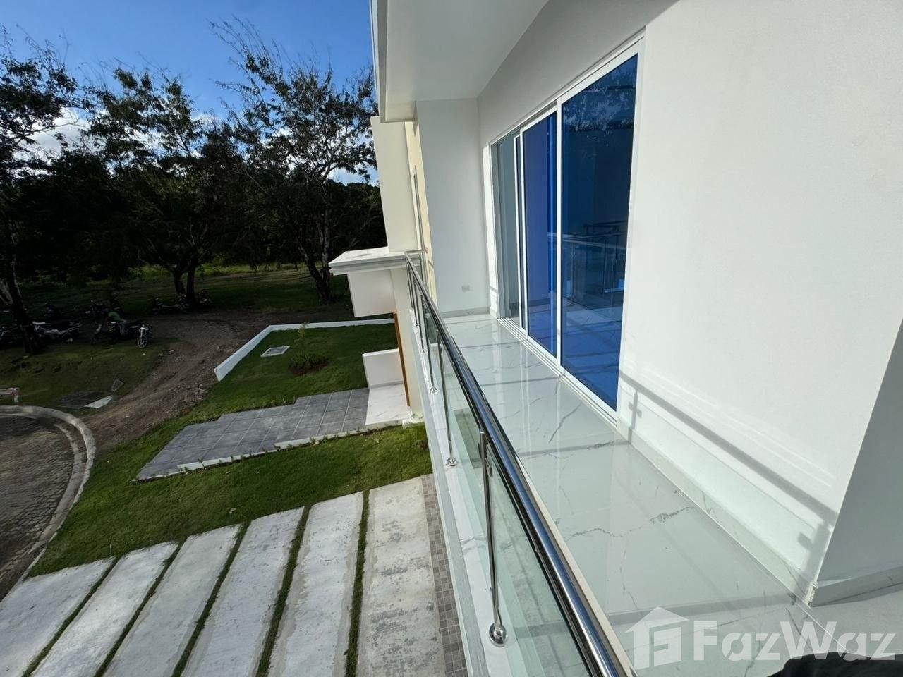 4 Bedroom Luxury 2-Level House For Sale in San Felipe De Puerto Plata — photo 4