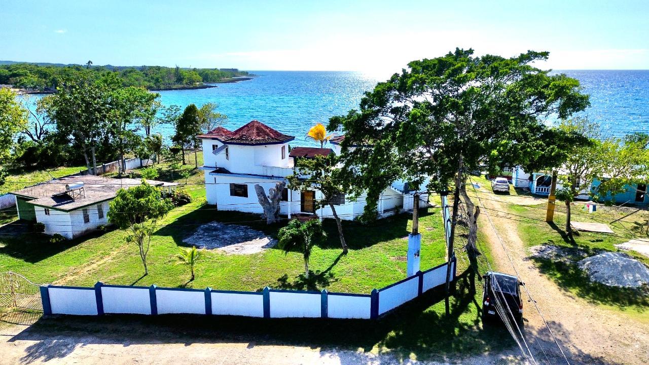 COUSINS COVE Hanover Cousins Cove Villa — photo 2