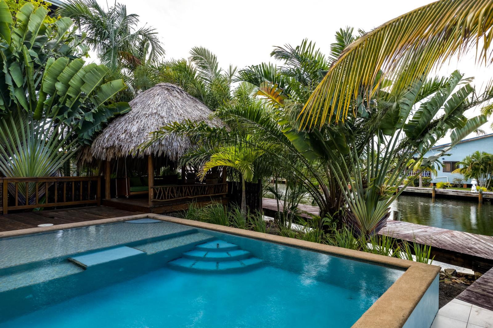 Exquisite Marina Home Priced to sell — photo 5