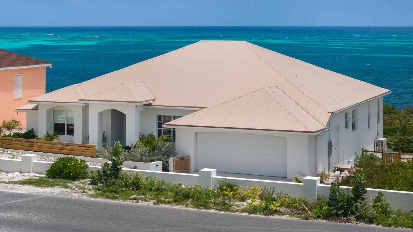 STUNNING $M OCEAN VIEWS! — photo 2