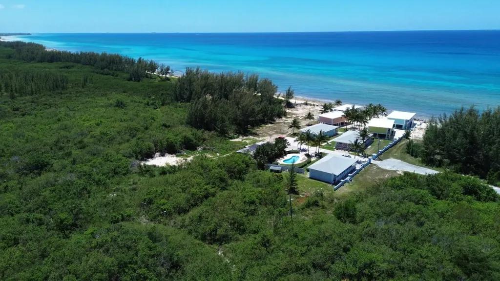 18 acres oceanfront land in Bootle Bay, Grand Bahama — photo 3