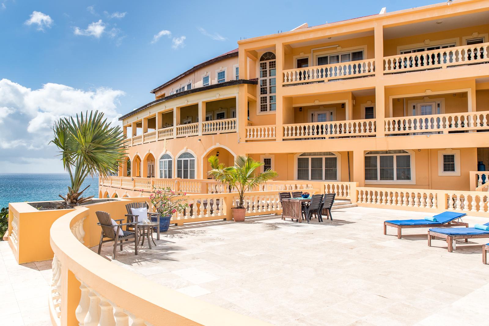5 Bedroom Luxury Penthouse for Sale, Starboard House, Frigate Bay, St Kitts — photo 1