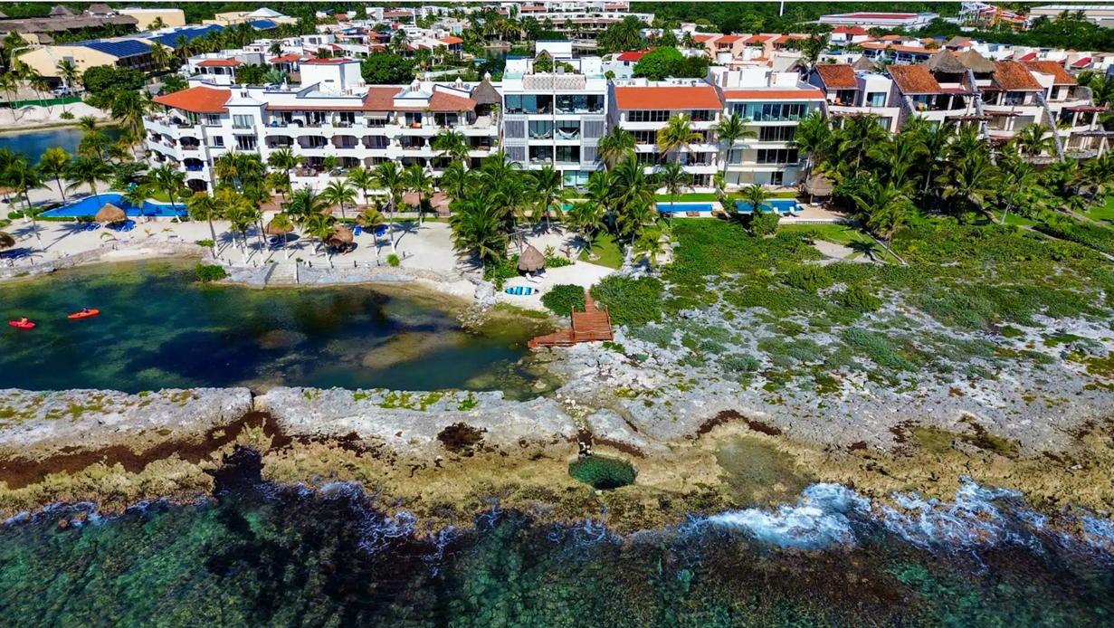 CasaCún 3BR Beachfront Condo at Puerto Aventuras — photo 3