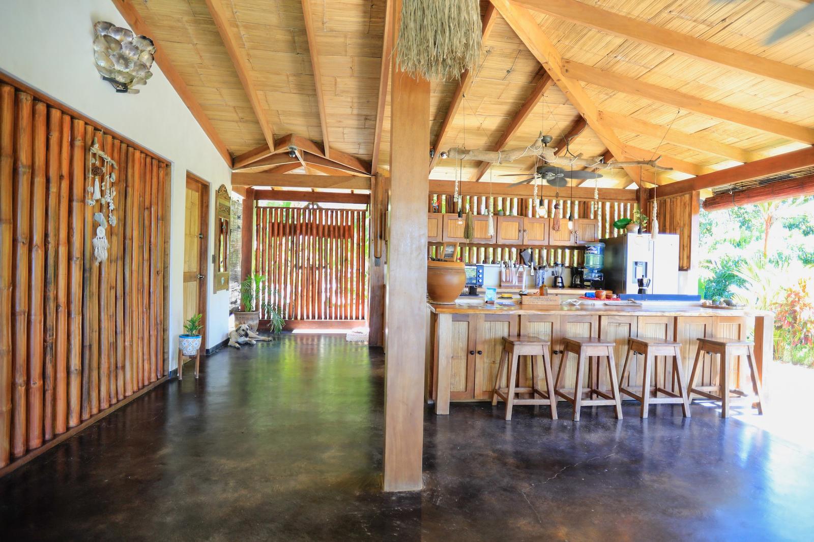 3 Vacation Rental Homes for Sale with 11 Bedrooms, Santa Teresa, Puntarenas, Costa Rica — photo 4