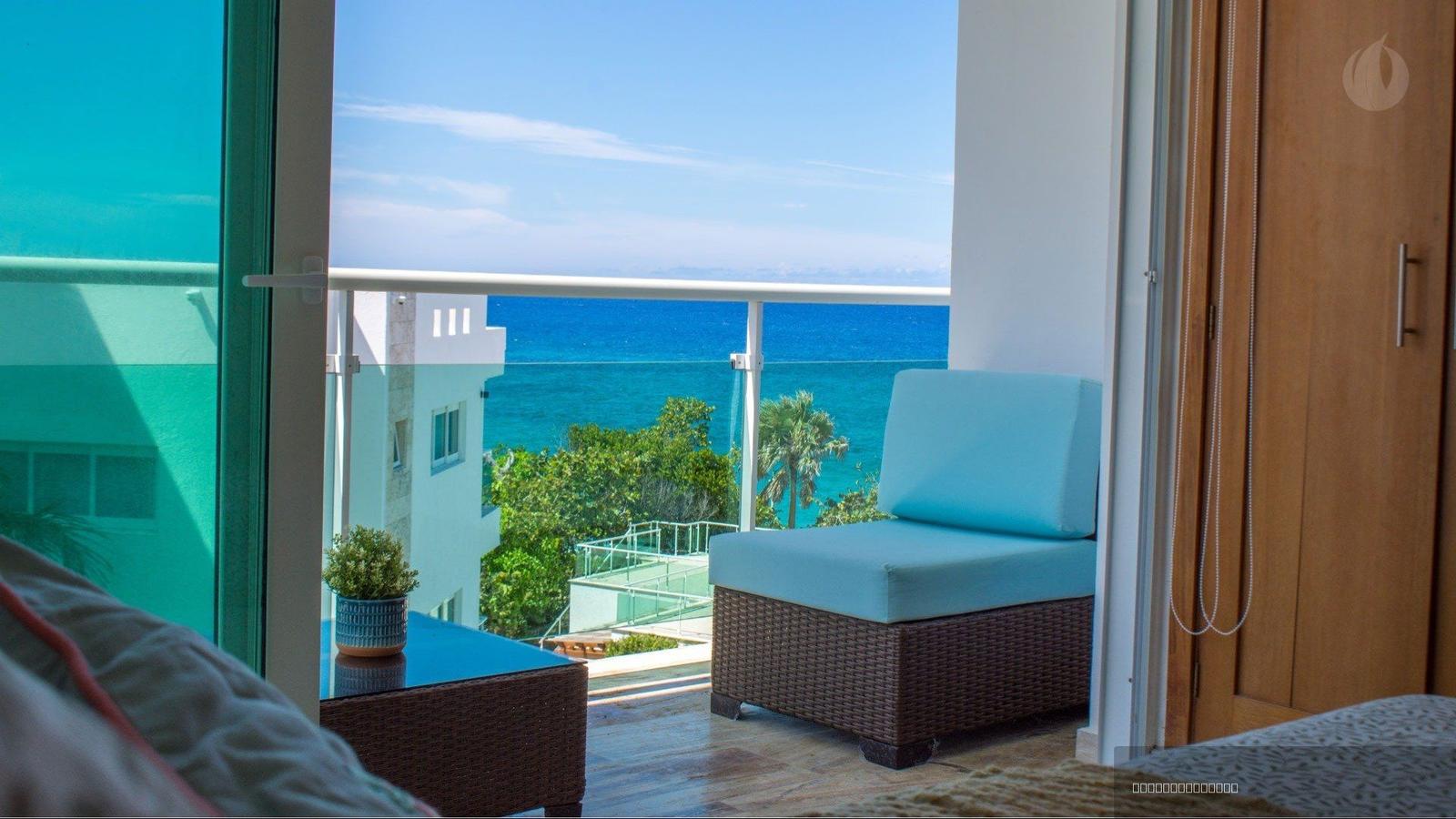 Luxury 2-Bedroom Beachfront Condo, BayRock 2, Playa Laguna — photo 3