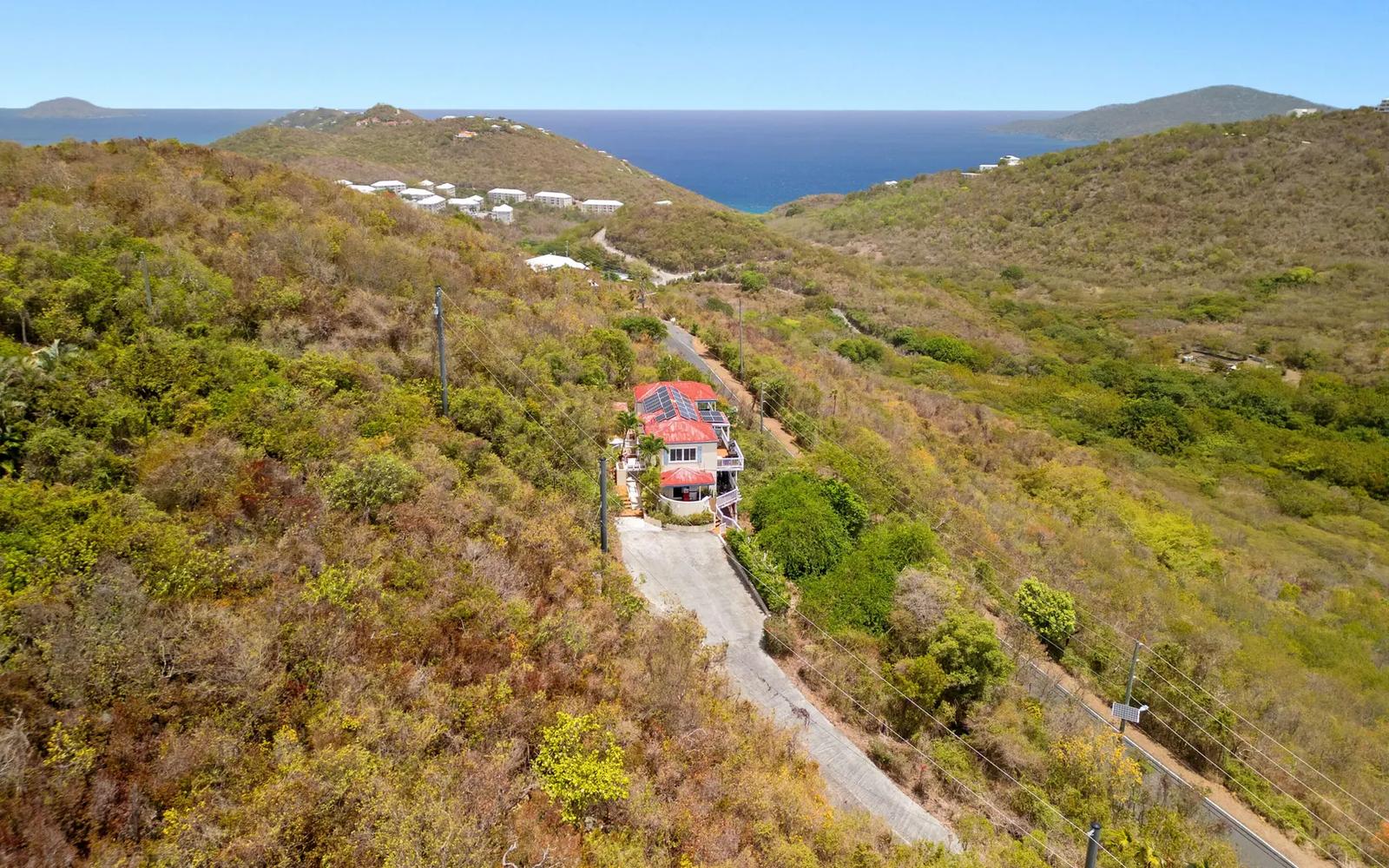 5-bedroom multi-unit villa in Great Northside, St. Thomas — photo 2