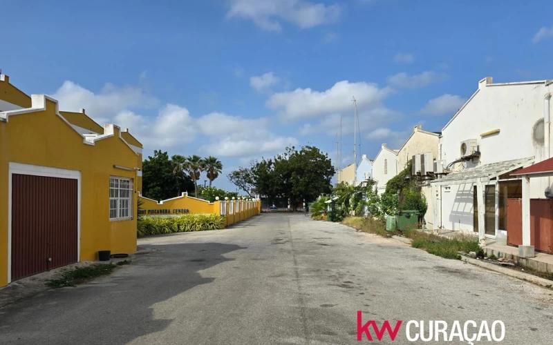 Versatile Commercial Unit for Sale – Groot Piscadera — photo 3