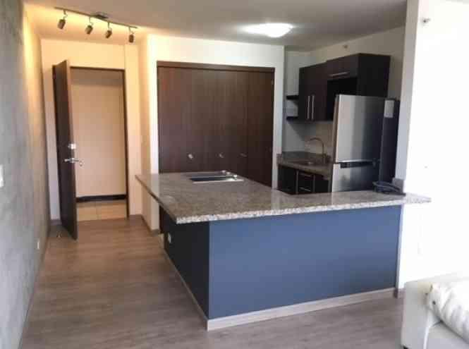 Semi-furnished Boutique Studio Top Floor for Sale in Condominio Bellavista, Heredia — photo 3