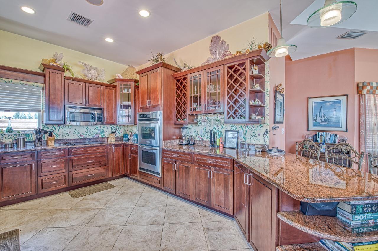 4 bedroom Residence for sale in Grand Bahama — photo 3