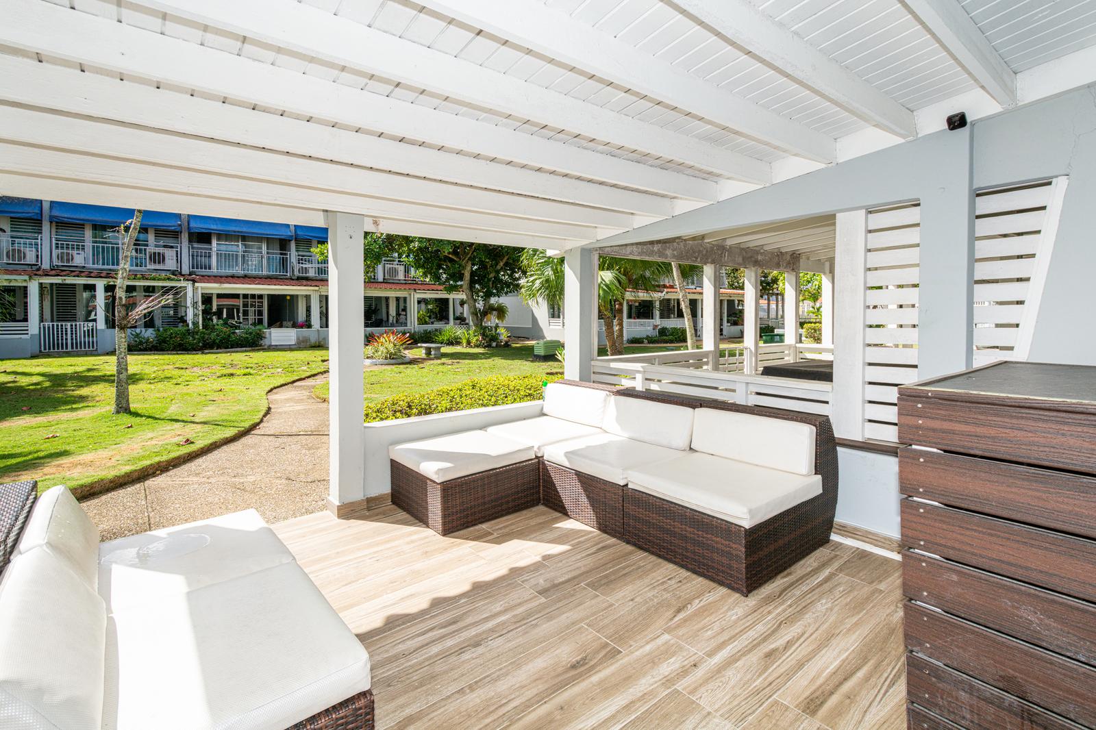 Renovated Beach Villa in Dorado, Puerto Rico — photo 2