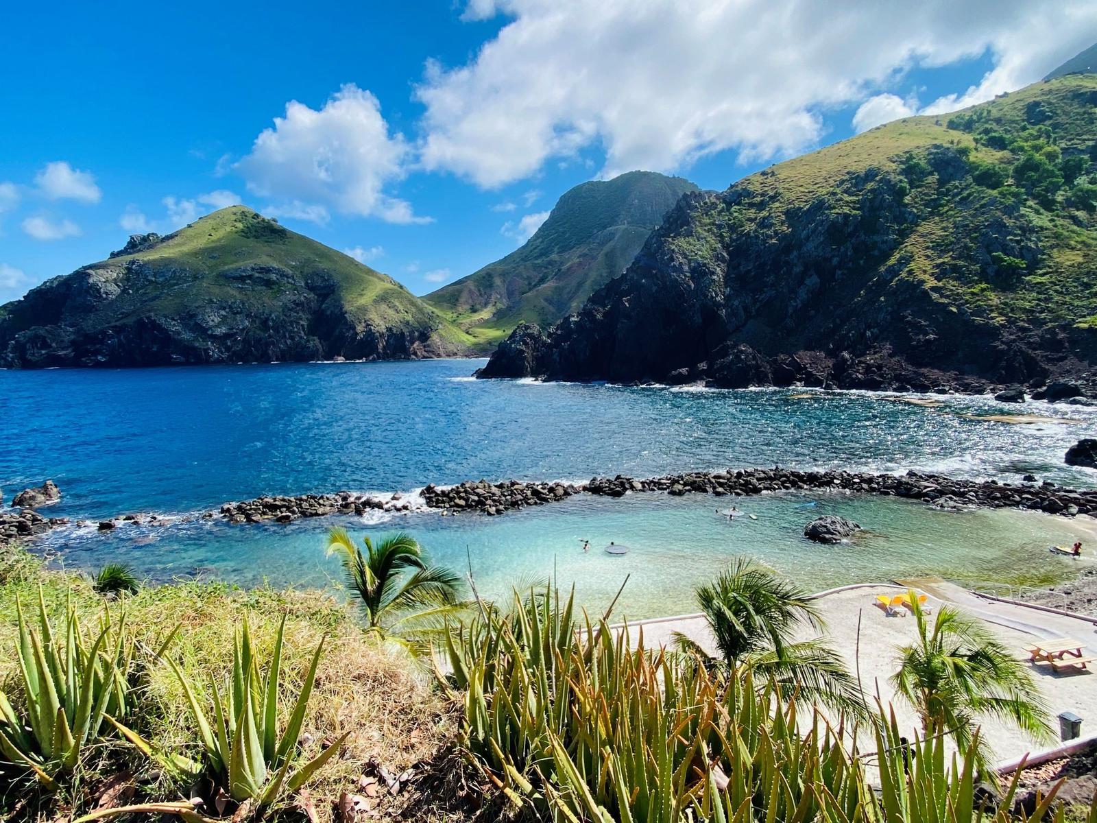 SABA ISLAND Oceanfront Seagrape Cottage at Cove Bay SIGNIFICANT PRICE REDUCTION — photo 2