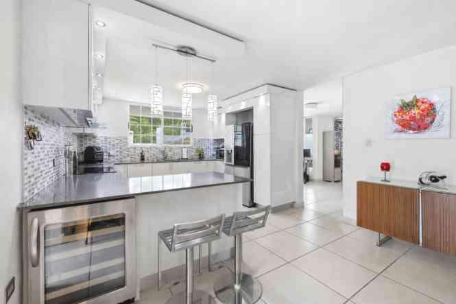 House for sale in San Rafael Estates, Puerto Rico — photo 5