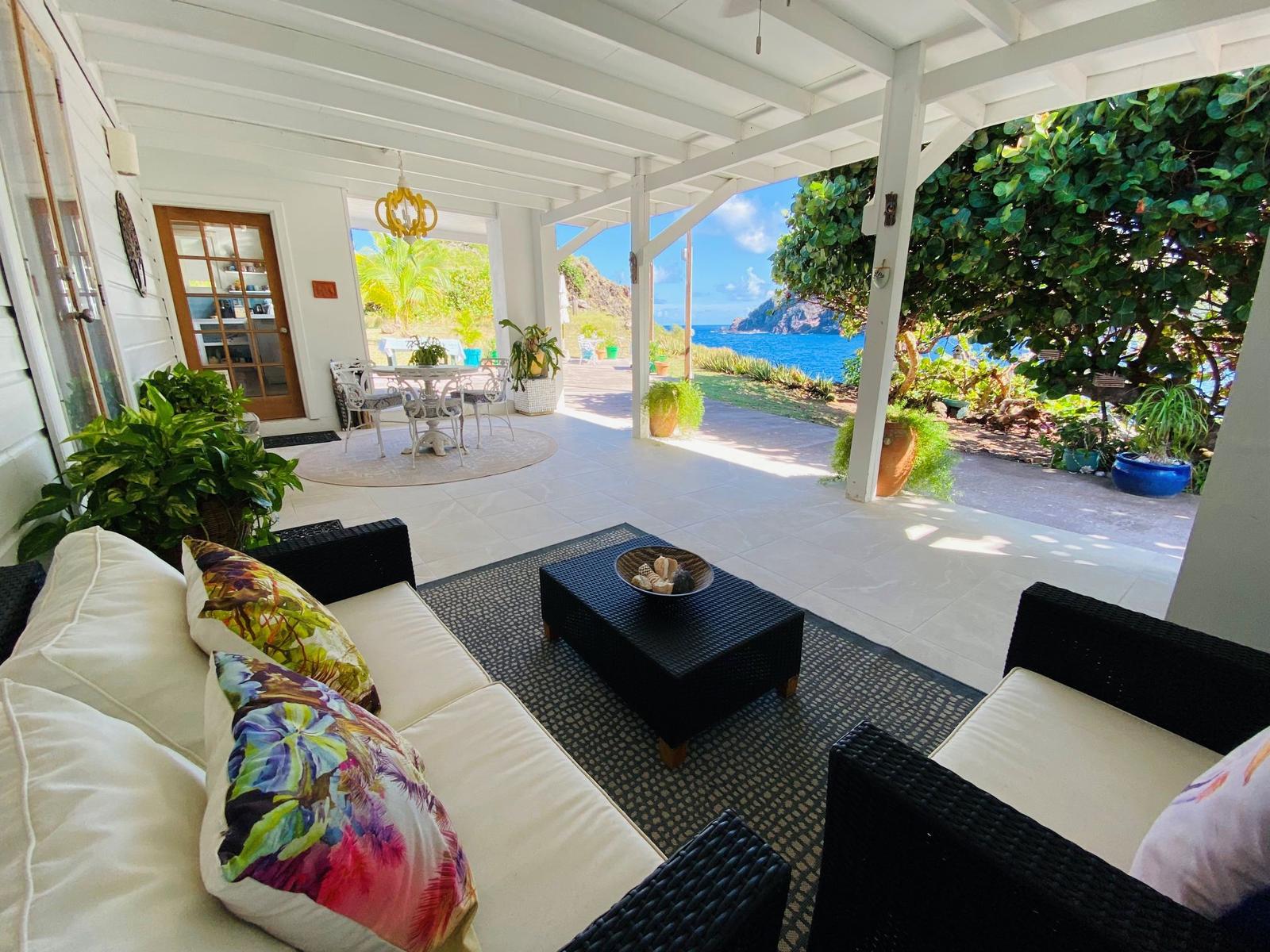 SABA ISLAND Oceanfront Seagrape Cottage at Cove Bay SIGNIFICANT PRICE REDUCTION — photo 3