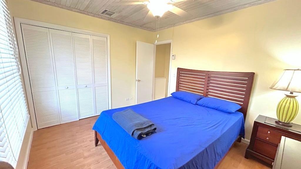 2 Bedroom Apartment for Sale - 14 Collins Avenue, Nassau — photo 5