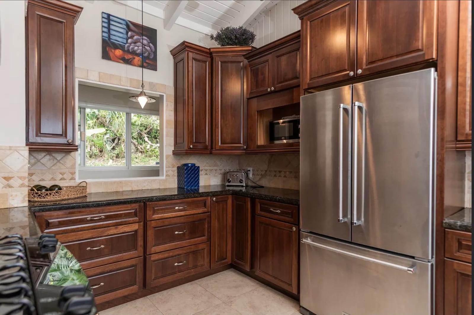 4 Beds 3 Baths Home for Rent in US Virgin Islands — photo 5