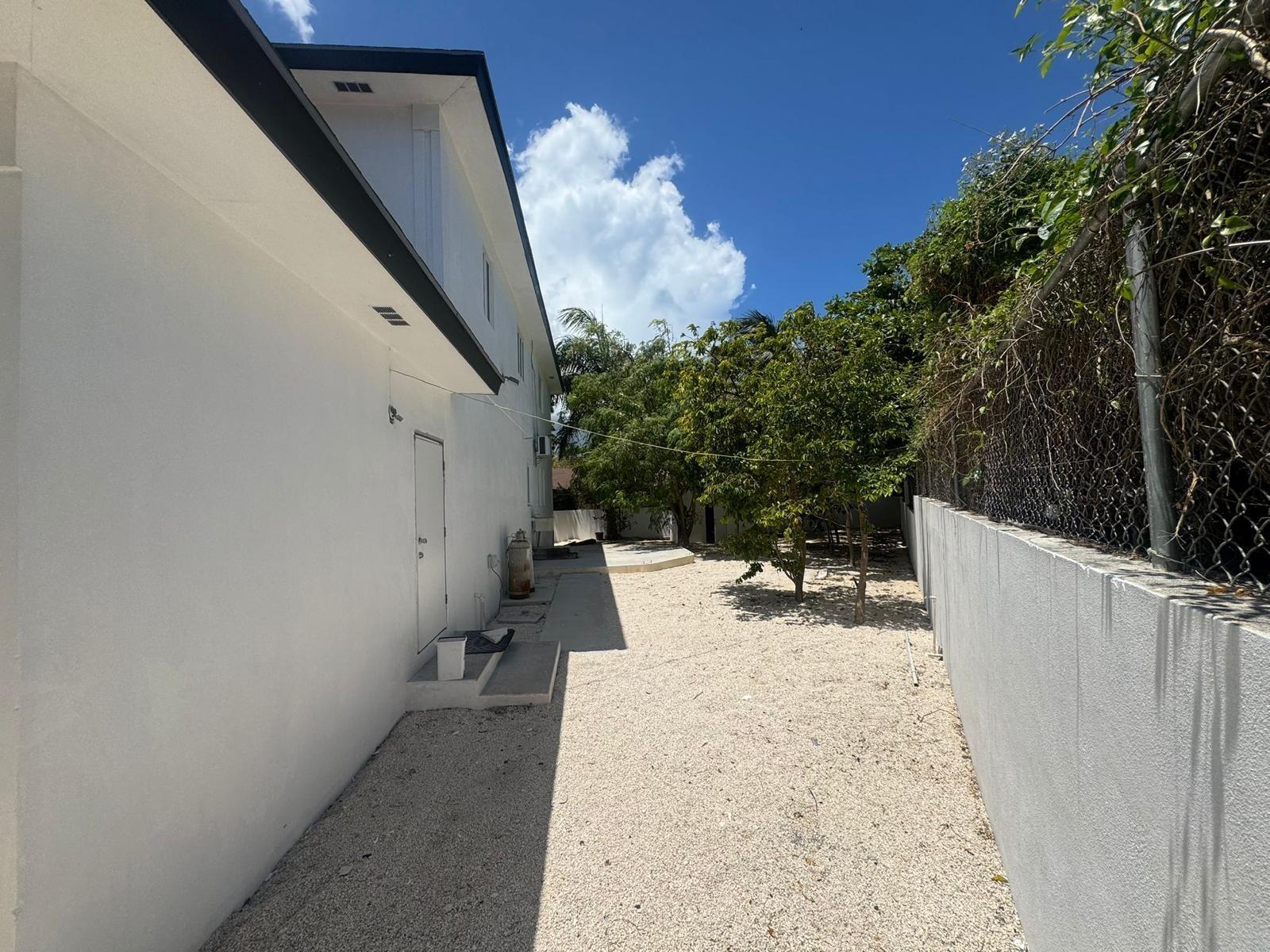 4 bedroom Residence for sale in Nassau / New Providence, The Bahamas — photo 2
