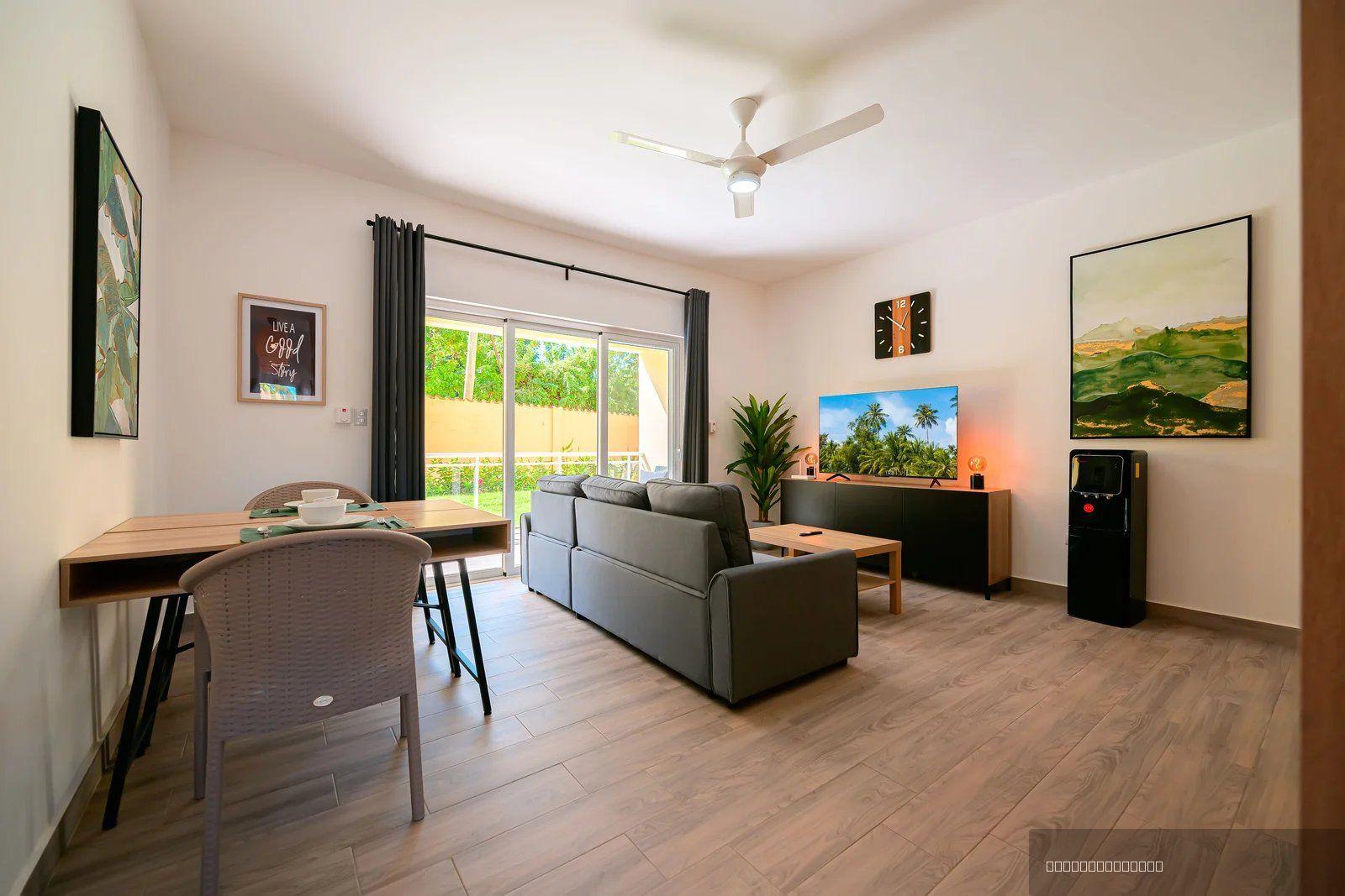 1 bedroom property for sale — photo 2