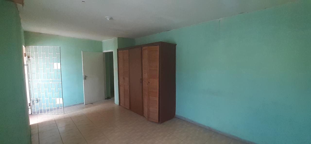 8 Bedroom House for Sale in Fairview Park, Spanish Town, St. Catherine — photo 5