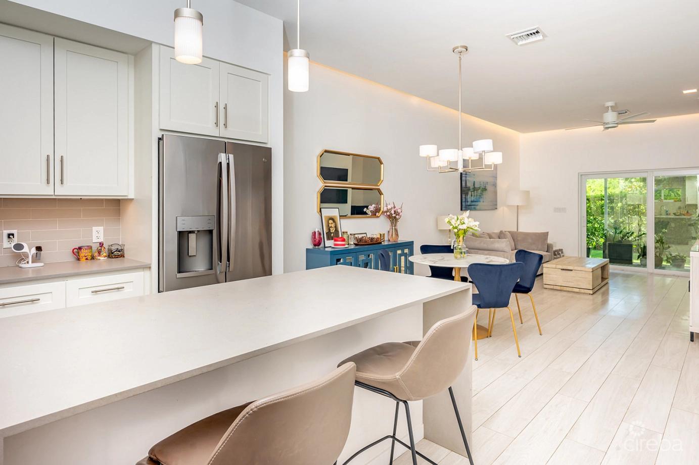 Vivi 8, Two Bedroom Townhome in South Sound, Cayman Islands — photo 4