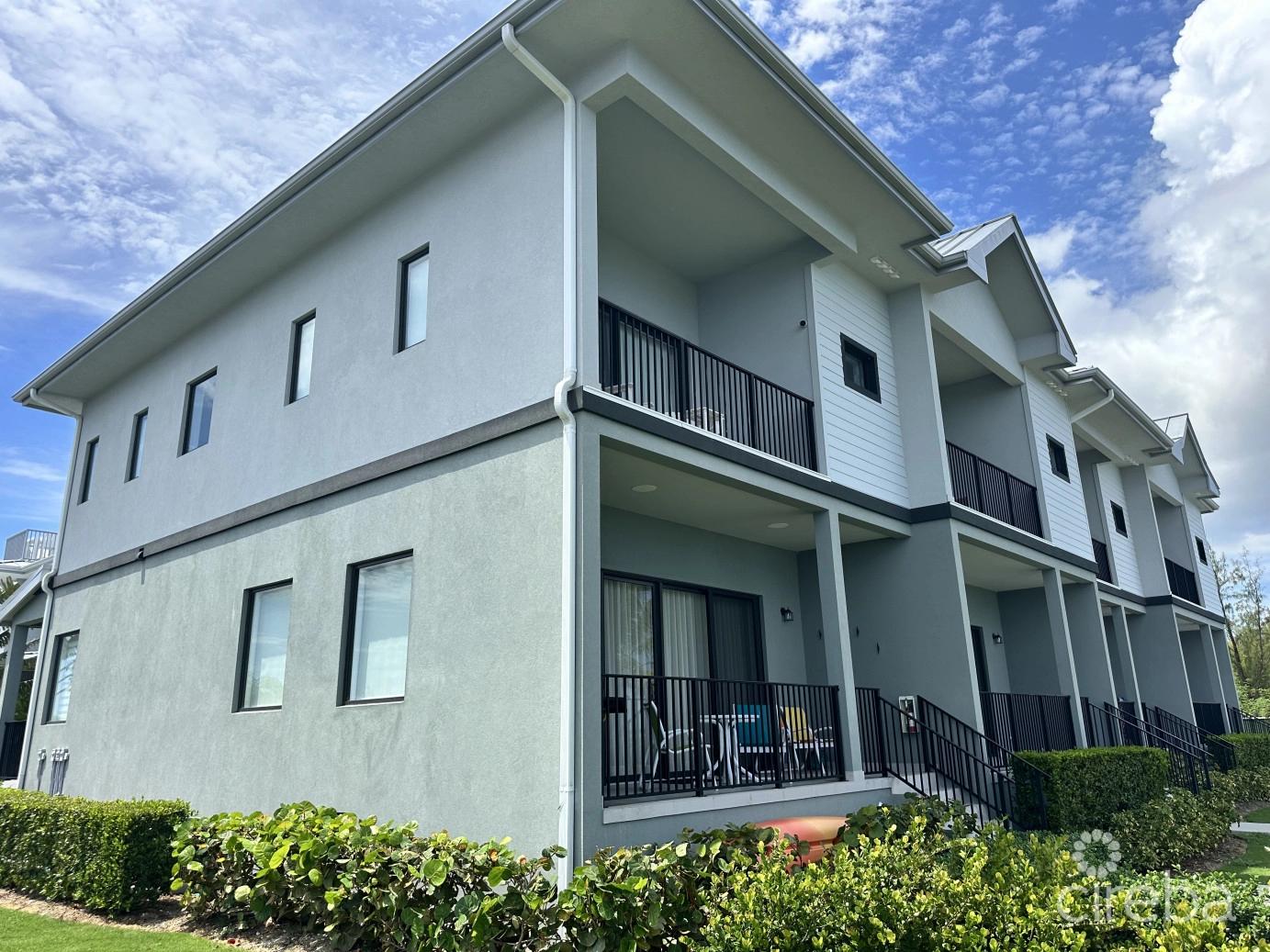 Seahaven Oceanfront 3 Bed Villa in Cayman Islands — photo 4