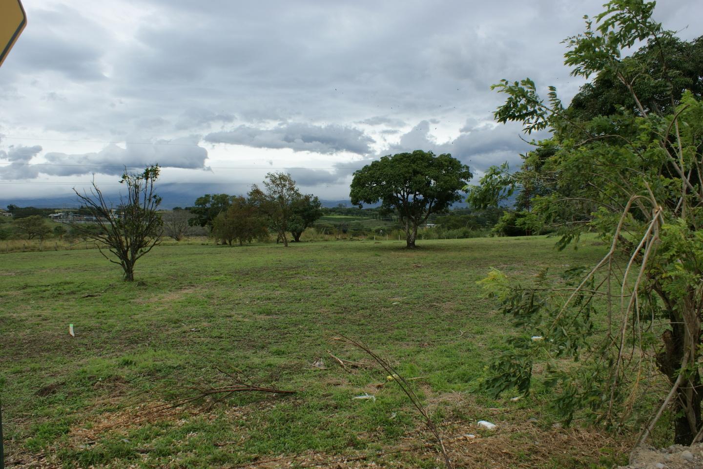 1.1 Hectares of Land for Sale, Brasil de Santa Ana, San Jose, Costa Rica — photo 1