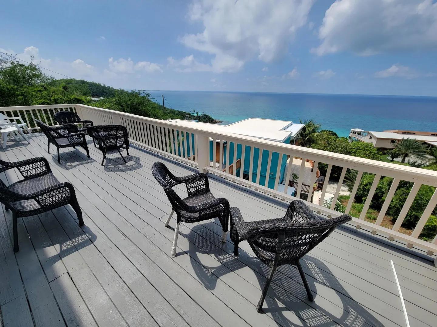 3 Bed 2 Bath Apartment in Frenchmans Bay — photo 1