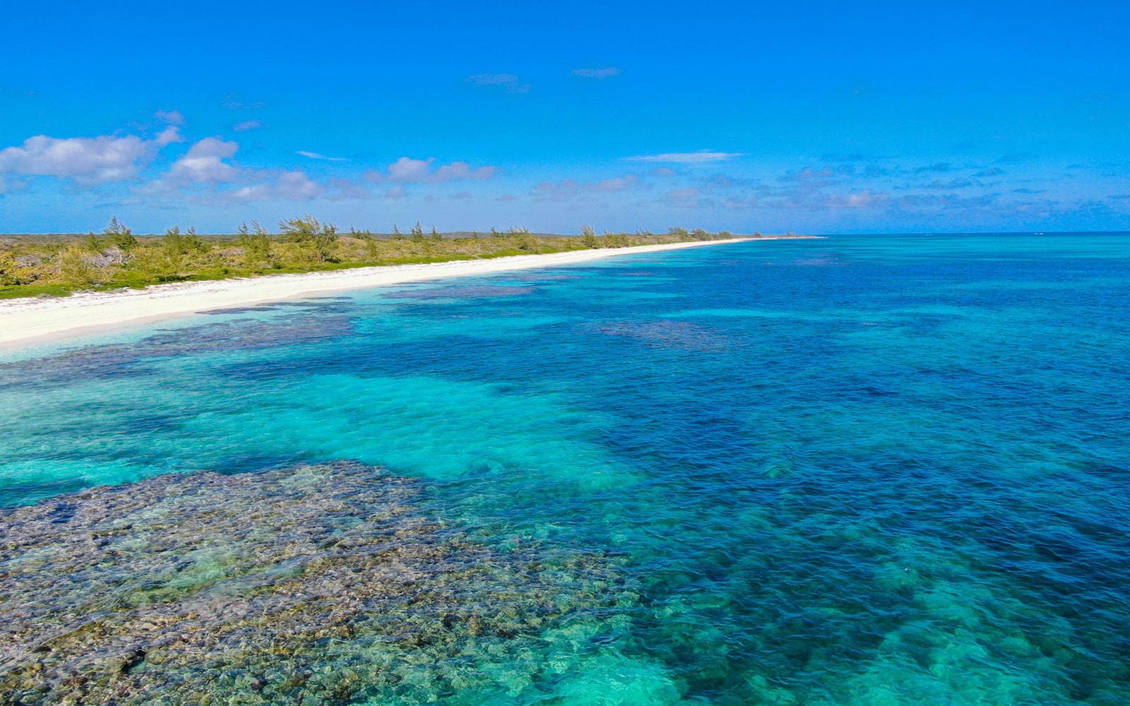 484 Acres Beachfront Land for Sale, Old Bight, Cat Island, Bahamas — photo 4