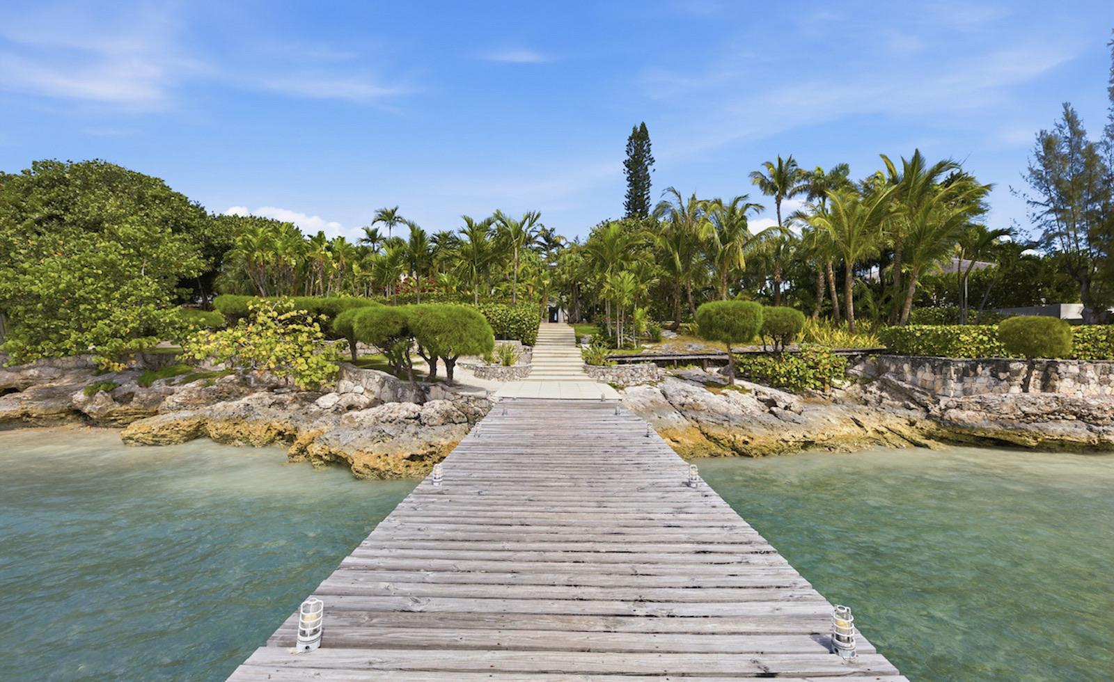 10 Bedroom Waterfront Estate for Sale, Paradise Island, Bahamas — photo 3