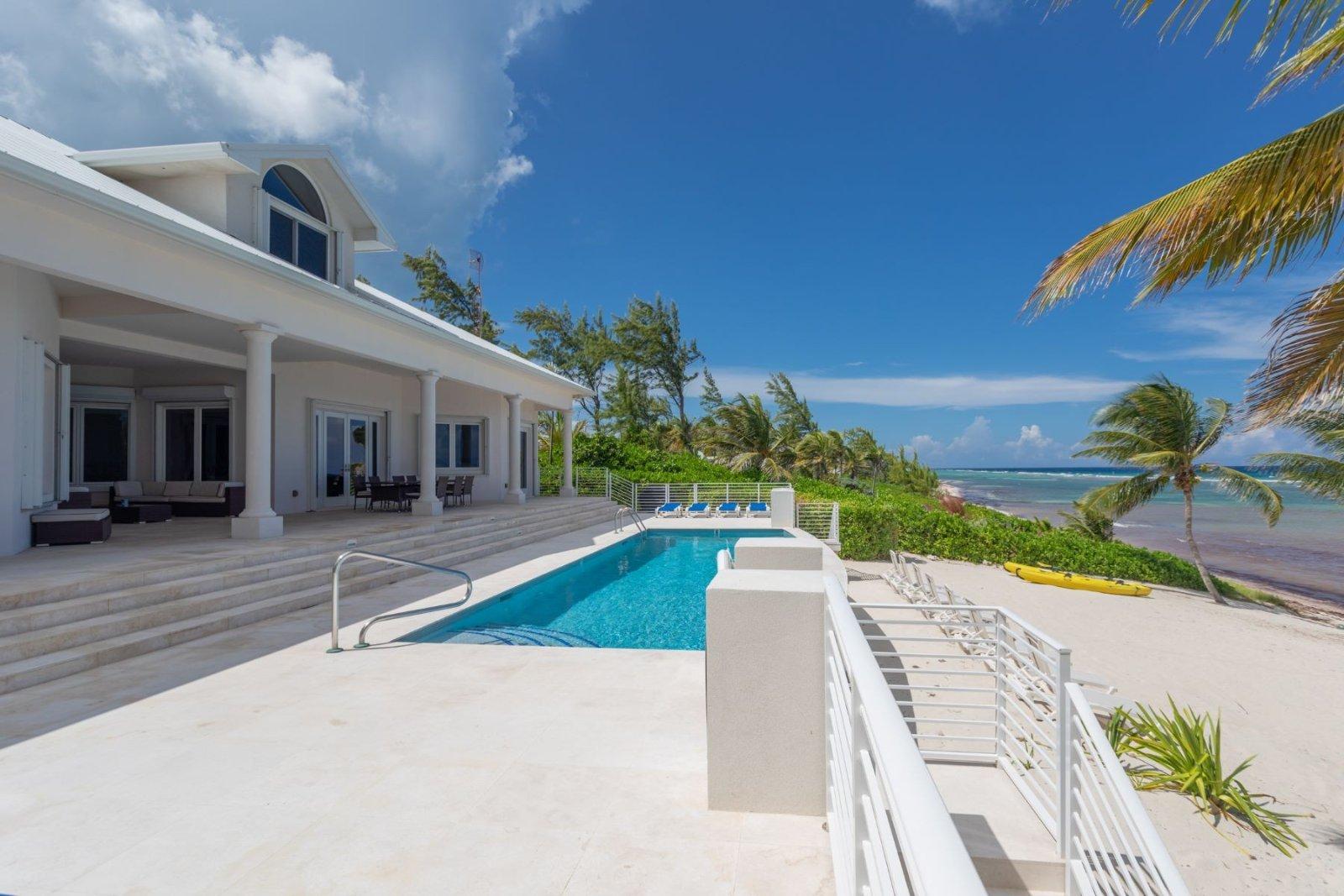 Ocean Kai Villa - 6 Bed Beachfront Property in Cayman Kai — photo 3