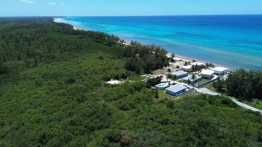 18 acres oceanfront land in Bootle Bay, Grand Bahama — photo 4