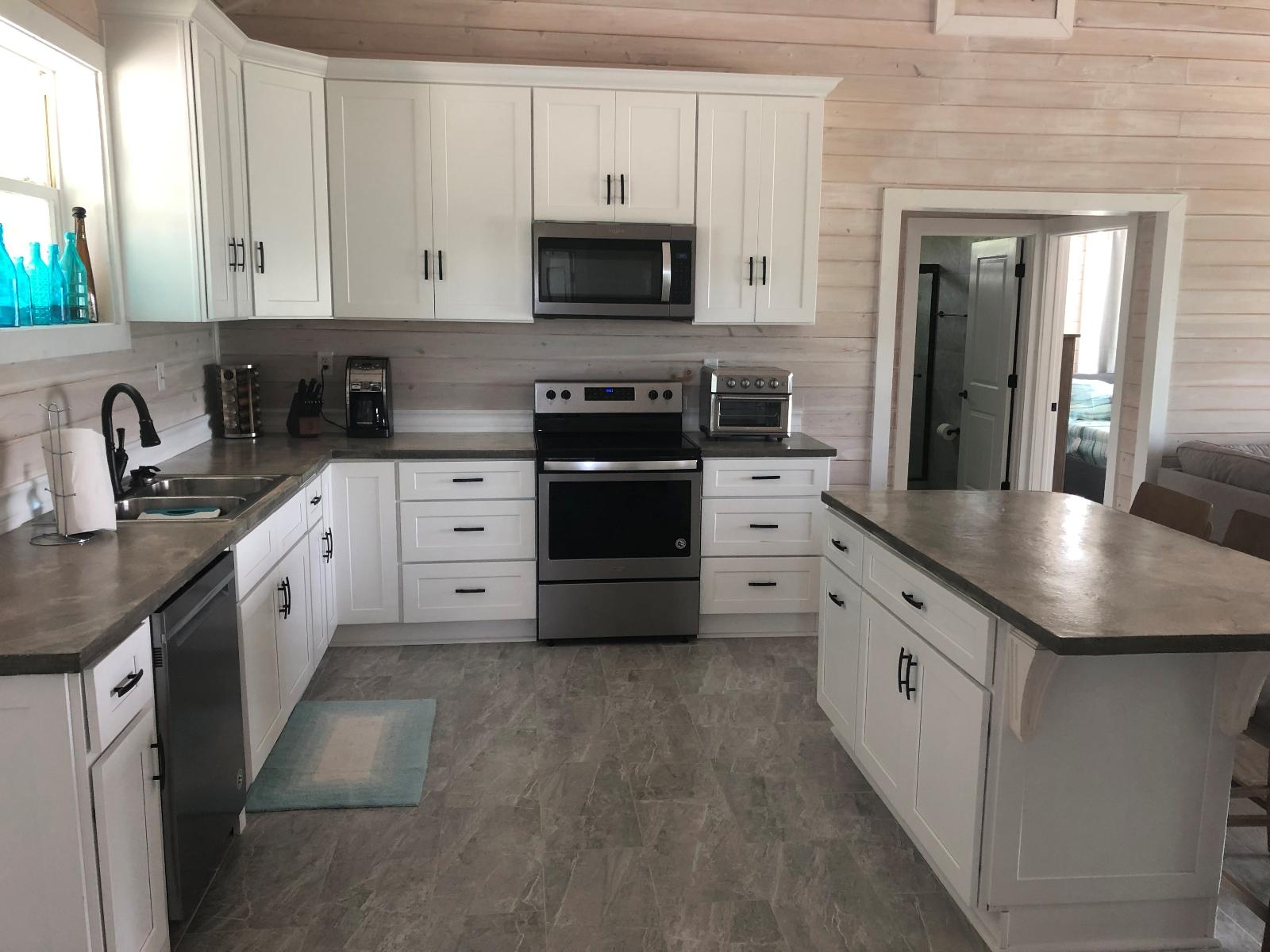 3 Bedroom Beachfront Home for Sale, Newfields, Cat Island, Bahamas — photo 3