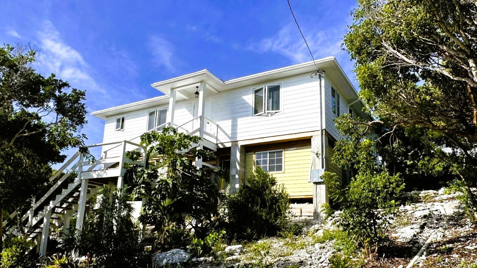 3 Bedroom Home for Sale, Rainbow Bay, Eleuthera, Bahamas — photo 2