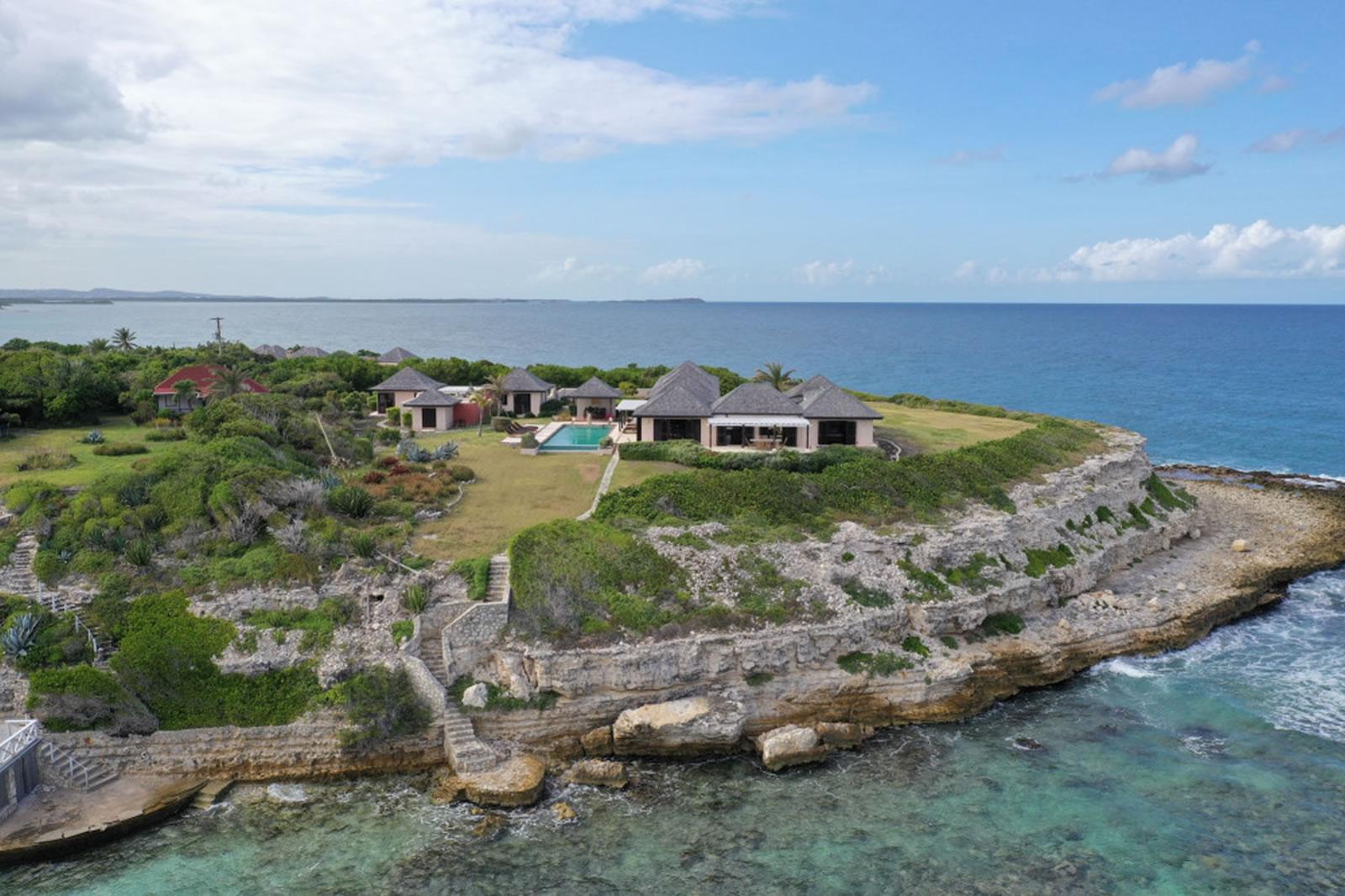 4 Bedroom Luxury Waterfront Villa for Sale, Long Bay, Wilikies, Antigua — photo 3