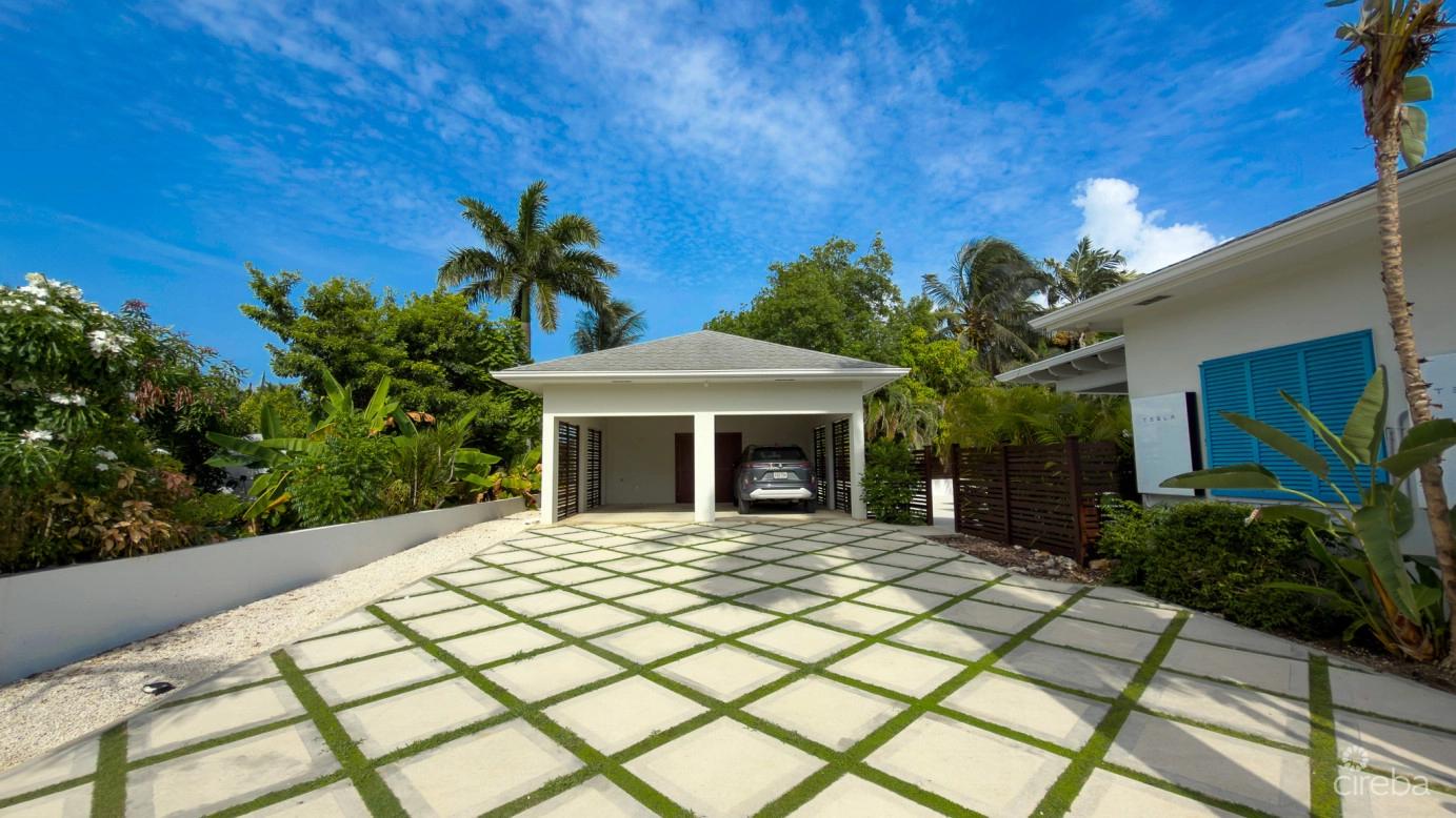 4 bedroom property for sale — Seven Mile Beach Corridor Family Home in the Cayman Islands — photo 3