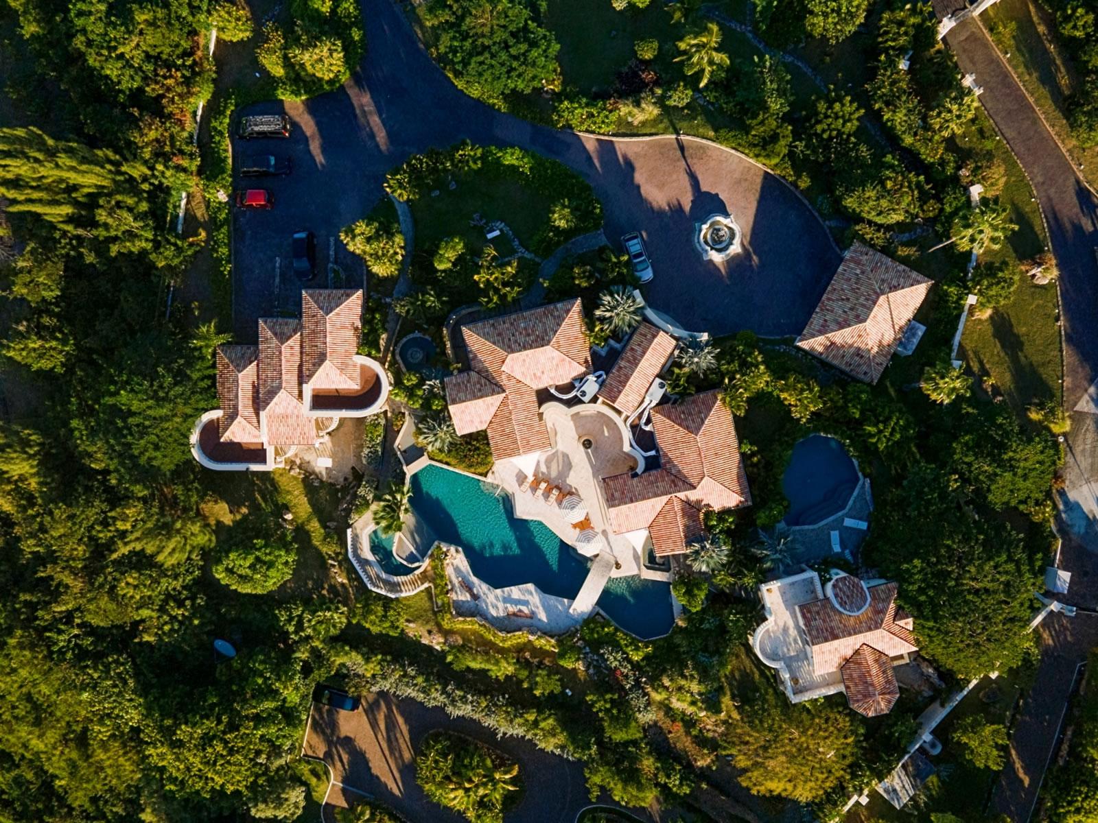 6 Bedroom Villa for Sale in St Martin — photo 1