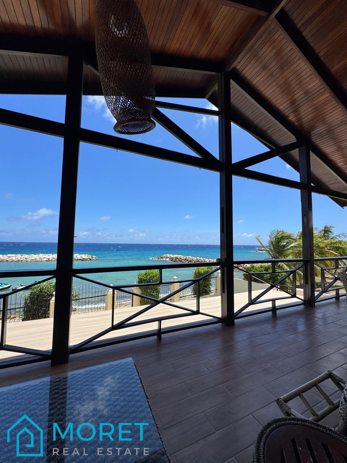 2 bedroom apartment for rent in Marie Pampoen with ocean view — photo 1
