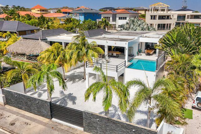 Vista Royal S8 Home for Sale in Curaçao — photo 1