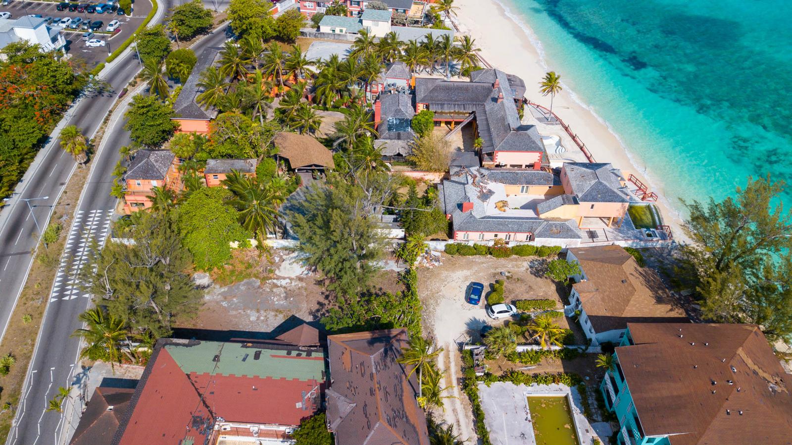 2 Bedroom Commercial Property for Sale - Cable Beach, Bahamas — photo 3