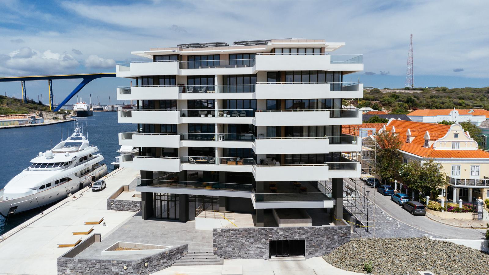 3 Bedroom Luxury Waterfront Condo for Sale, South Tower 9, The Wharf, Punda, Willemstad, Curacao — photo 2