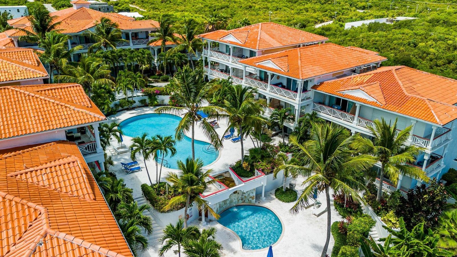 Queen Angel Resort B102 — photo 1