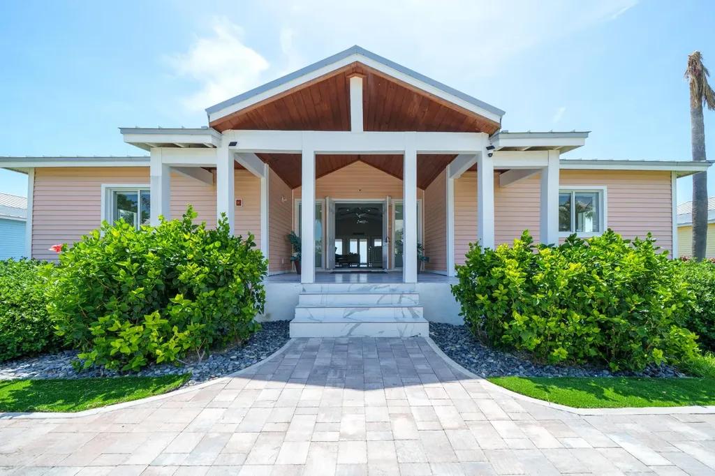 The Bahama Rose, 4-bedroom oceanfront house in Bimini — photo 3