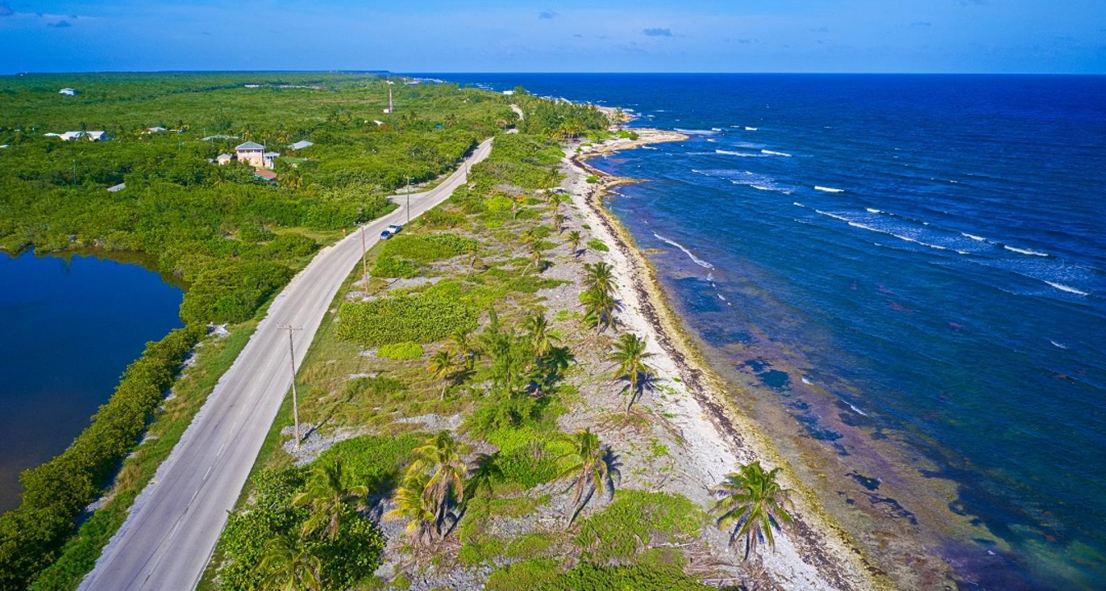 Cayman Brac Lot .2975 Acre Land — photo 3