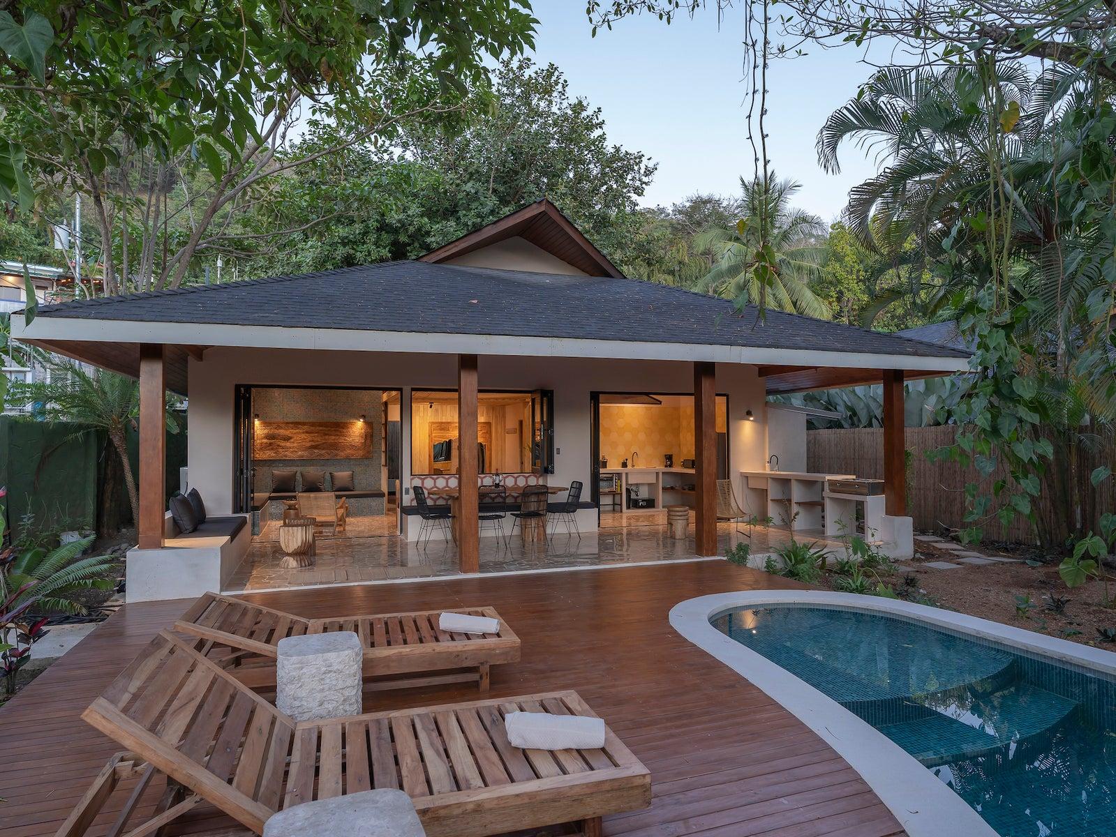 3 Bedroom Villa for Sale, Santa Teresa, Puntarenas, Costa Rica — photo 1