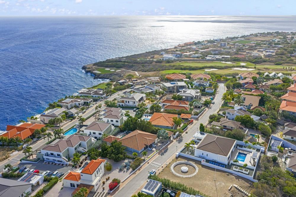 Blue Bay BB-39 – Spacious Villa with Pool and Sea View — photo 5